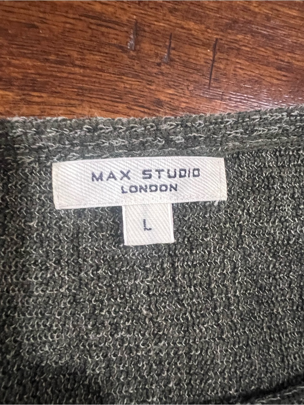 Max Studio Olive Green lightweight knit sweater - Picture 3 of 4